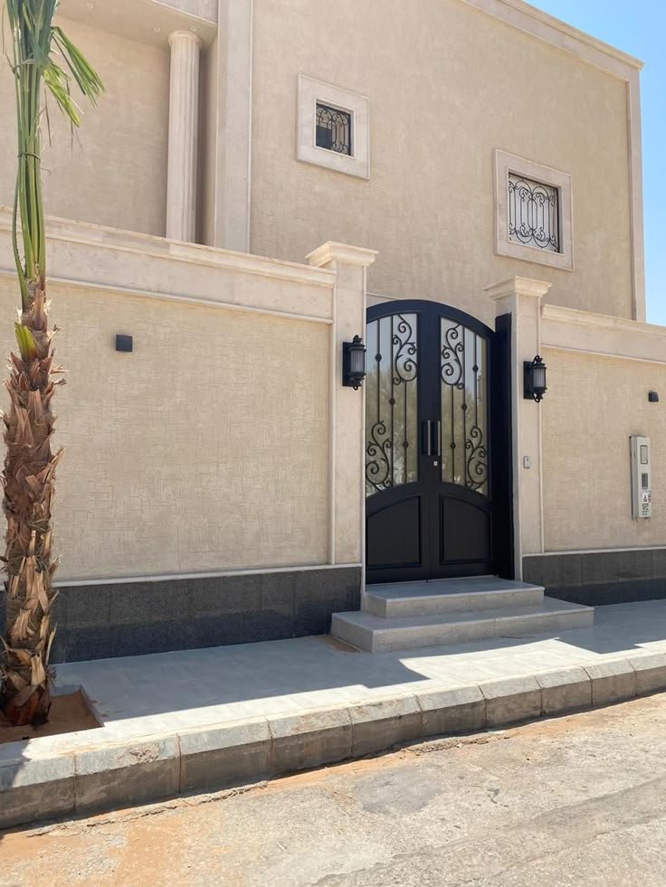 معلم دهانات خارجية في الرياض - خدمات احترافية