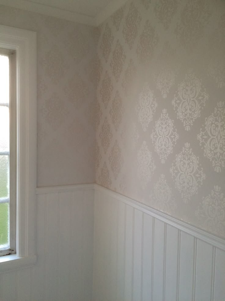 ورق جدران بتصاميم عصرية في الرياض